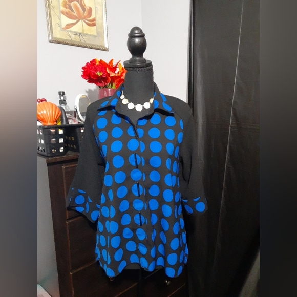 Ali Miles Tops - Ali Miles Ladies Black/Blue Polka Dot Blouse/Top